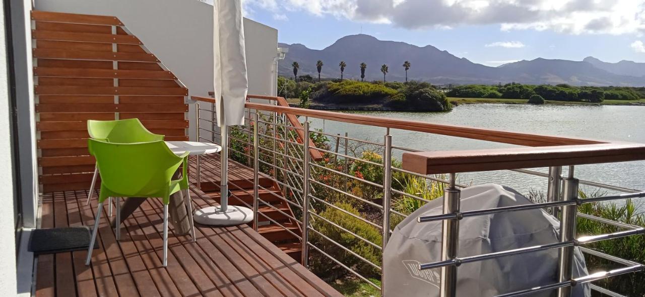 Vlei Cove Guesthouse Kapstaden Exteriör bild