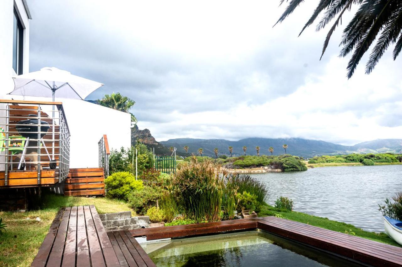Vlei Cove Guesthouse Kapstaden Exteriör bild