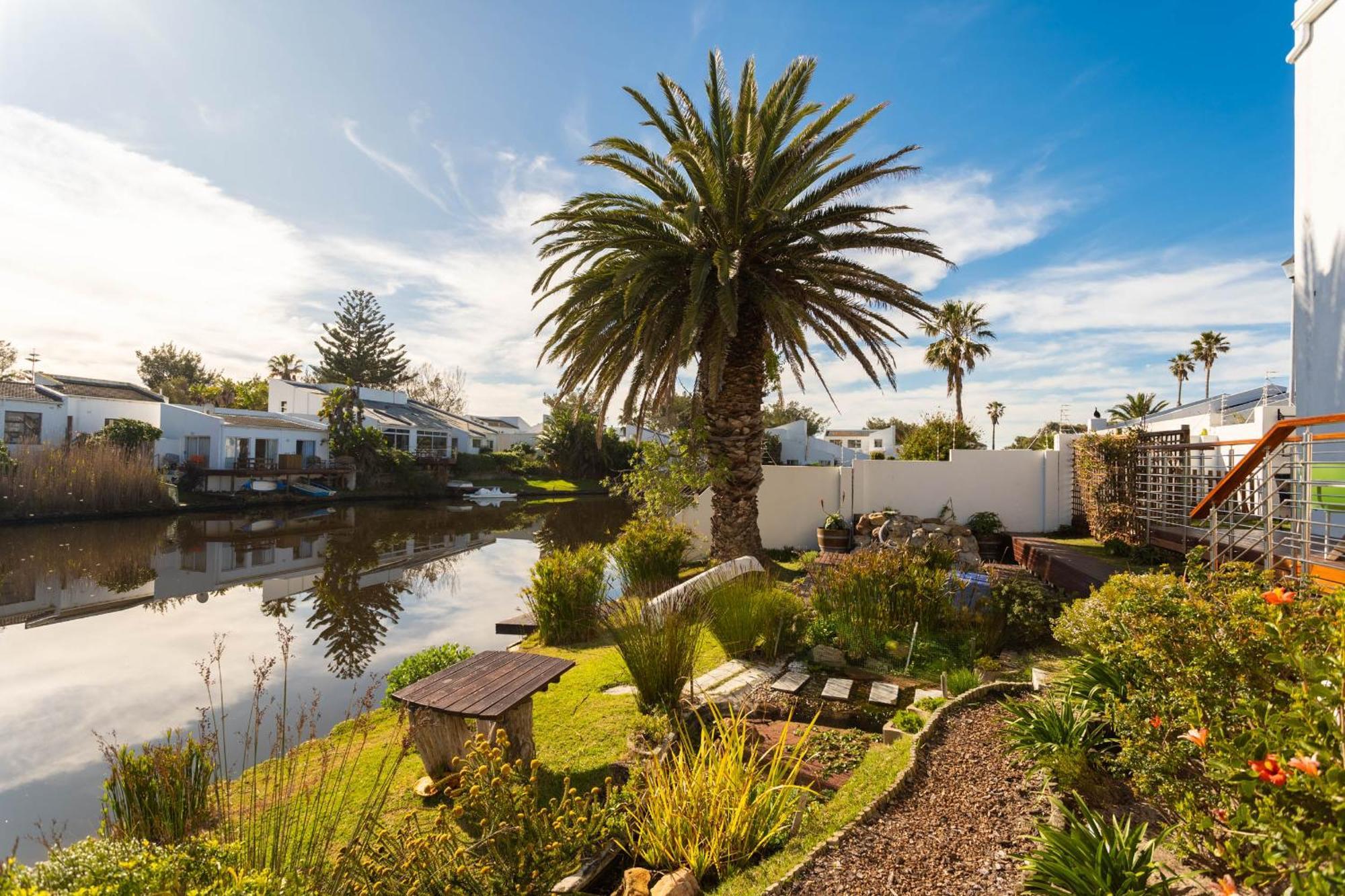 Vlei Cove Guesthouse Kapstaden Exteriör bild