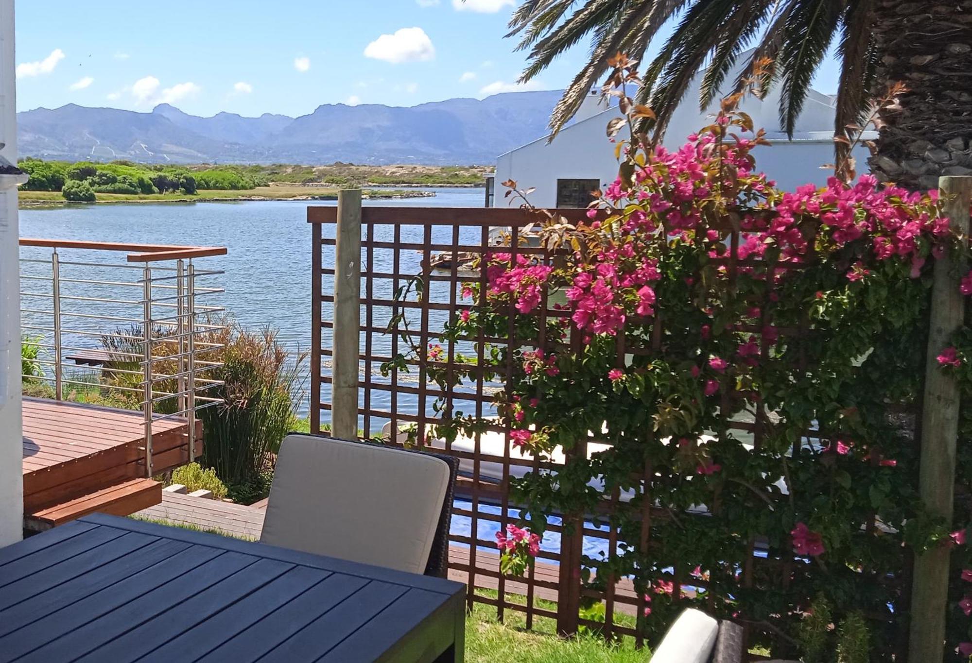 Vlei Cove Guesthouse Kapstaden Exteriör bild